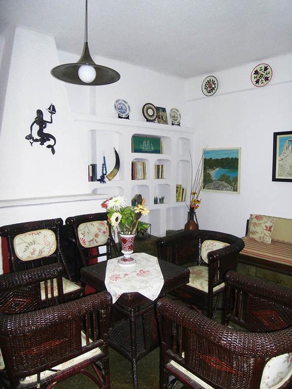 Charming Maisonette Полихроно Екстериор снимка